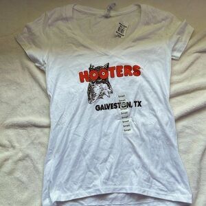 Brand New V Neck Hooters Tee